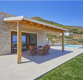 3 bedroom villa with pool near Scopollo, sleeps 6